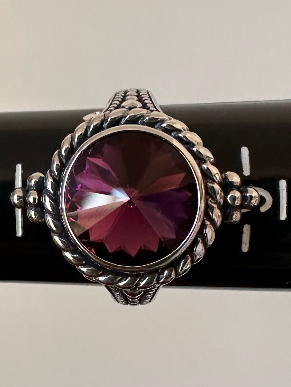 Sterling silver and bright purple crystal ring in size 8.25 - Picture 3 of 8